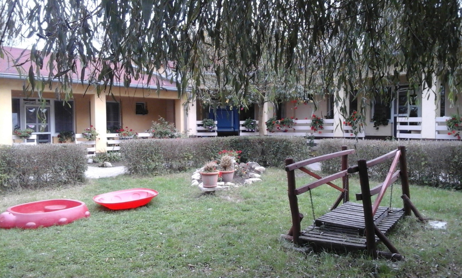Udvar